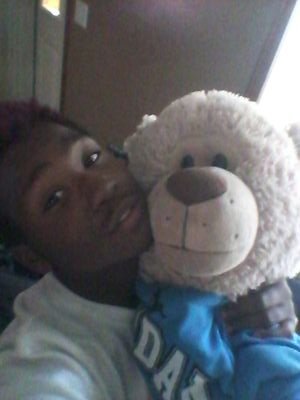 angeloevans507's profile picture. even if it makes others uncomfortable I will love who I am