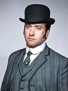 My Name Is Mr Ried,Inspector Of WhiteChapel. I'm Here If you Need Help.