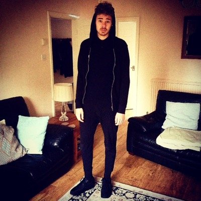 GeorgeL_9_5's profile picture. Instagram~ george_livermore  
Snapchat~ george_123