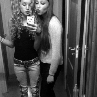 moyzax's profile picture. ღmamaღ