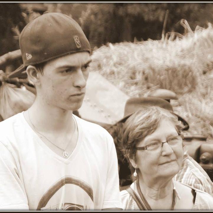 Gavin_Andela's profile picture. eminem is the best