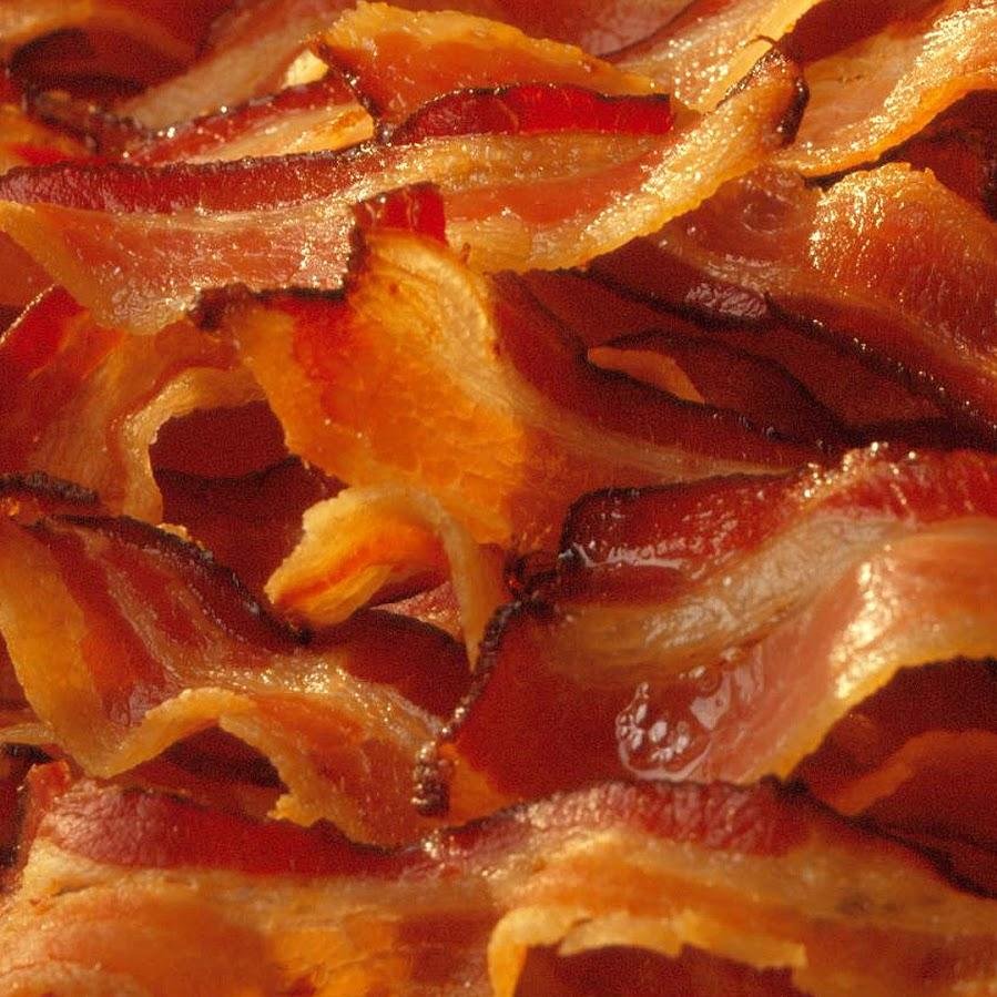 Je suis celui qui révélera au monde la vraie nature du Bacon et ce pourquoi il a été créé. Pour les plaintes, faut voir avec @Pcote_Qc