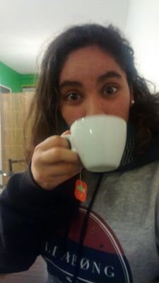 be who u really r. From Chile ( end of the world ),basketball lover.
