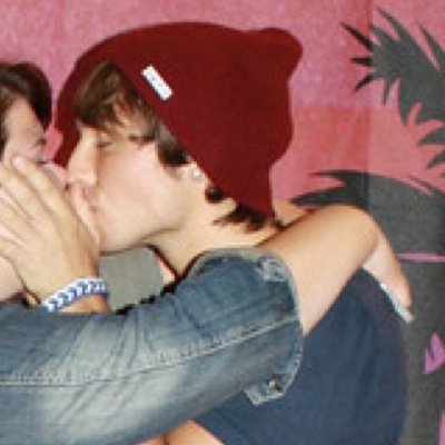 Emblem3sWhoree's profile picture. This World Is So Heavy Dont Know If Im Ready