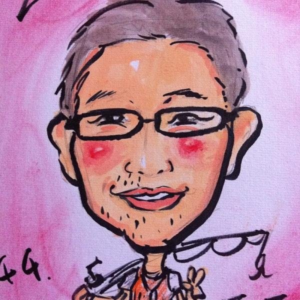 何とかなるさでのんびり暮らしているおっさんです。 今は、自宅警備員をしています。 なんでも興味を持ちすぐに始めてしまう事から多趣味です。