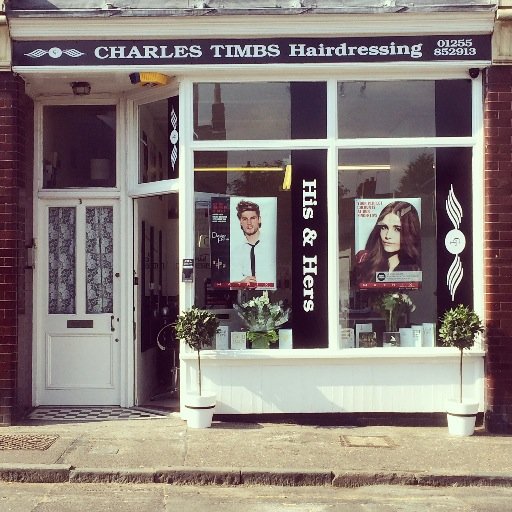 Hairdressing Salon & Barber Shop based in Walton on Naze, Essex. We pride ourselves on Excellent Customer Service and Great Quality Hairdressing.   01255 852913