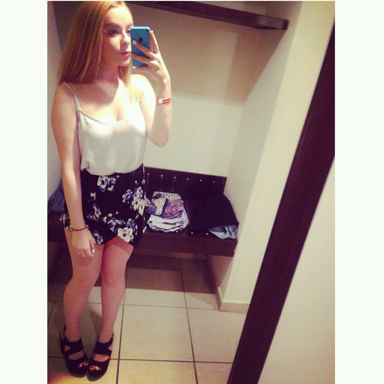 hi :')