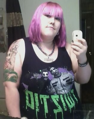 i work at a nursing home as a housekeeper & i love my job, the elderly are some cool ass ppl. l love most music & horror,comedy,musical movies.*Love-The-Light*