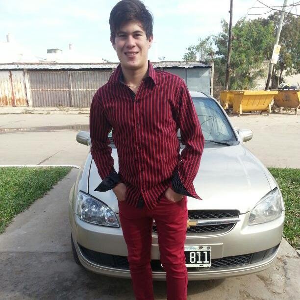 MathiasBlanco2's profile picture. Soy Feliz[][] Con Las Personas Que Amo[] y No Me Importa Lo Que Digan De Mi.. La Gente Siempre Estaaa Para Criticarte¡