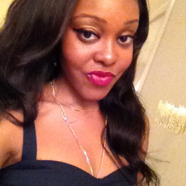 Nikia_Francay's profile picture. Modern day housewife & soccer mom -- Minus the house, husband & kids! Pass me an apron & lets bake cookies!