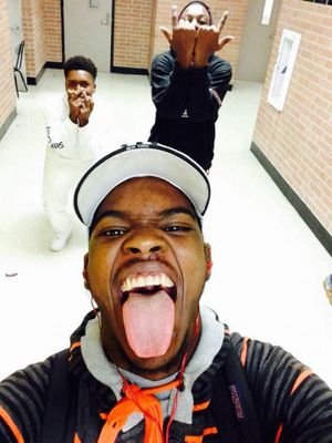 FMO Instagram : @gvlden___kvng