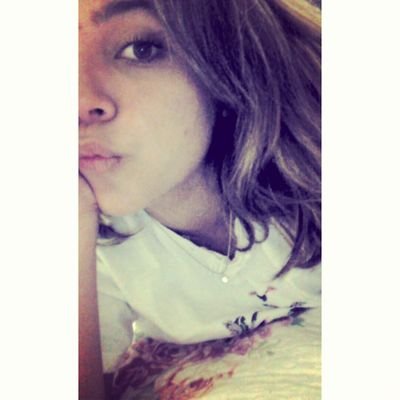 Não crie muitas expectativas. É melhor se surpreender, do que se decepcionar.