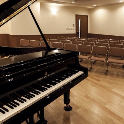レンタル音楽サロンAriaです。 スタインウェイB211型(ハンブルグ) 、ヤマハG5 、S.SAITO＆SONSアップライトピアノ 、サロンコンサート、発表会、レッスン、練習、録音、動画撮影 #貸しスタジオ #防音室 #クラシック音楽 #都筑区 #センター南 #駅近　#ピアノスタジオ　#ピアノレンタルスタジオ