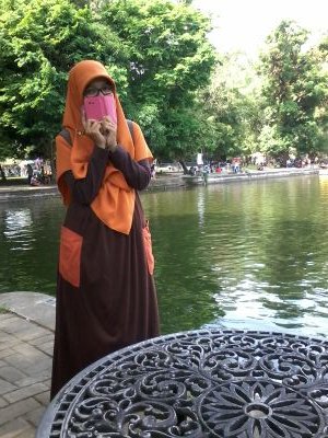 MuslimahPreneur | @Sahabathijabku | ChoXie Chocolate | auditor of Jasmine | part of @KSMsoloraya & @tdasoloraya |  sms/wa/call: 085799008266