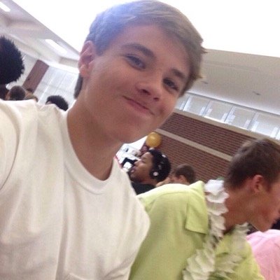 not bothered to change the account so this was an ex magcon account. Don't judge.