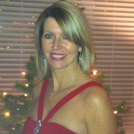 svsporty's profile picture. sporty mom , tennis and ski passionate, and innovative public servant