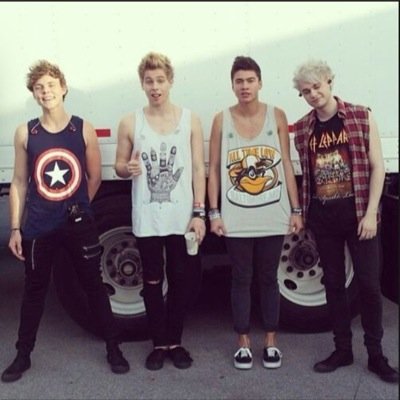 5sos Updates
