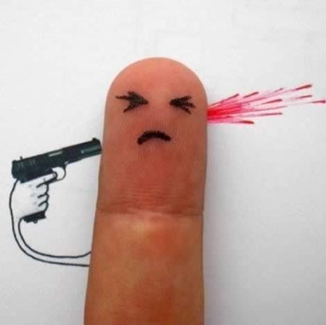 ¡Si muero o no, eso lo decidirá el tiempo! No soy de los que tiene miedo a perder. 
Vivo en busca de saber para qué vivimos.