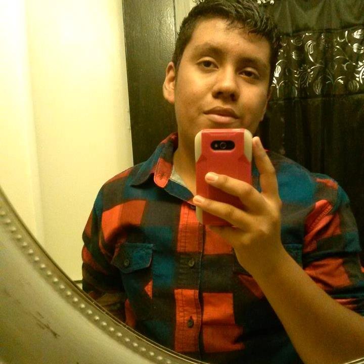 Follow me I follow back :) Love me i love u back :) hate me i hate u back:)