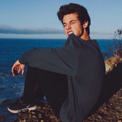 Cam's cute i guess
0/12 + Bryant