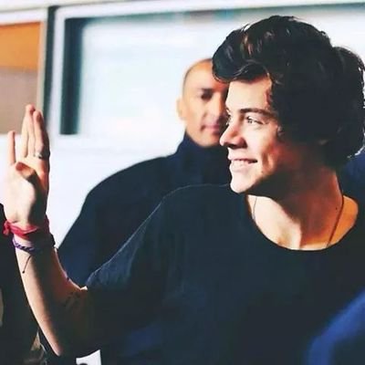 5 THINGS ABOUT ME
1 coisa: Love One Direction
2: Love One Direction
3: Love One Direction
4: Love One direction.
And Finally 5: I'm Directioner