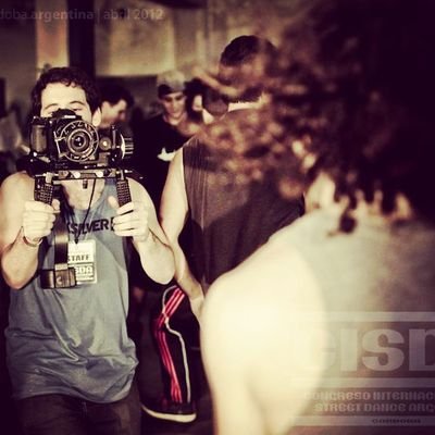 Coreografo,Profesor  & bailarin de hip hop. En Insta! @marito.rodriguez