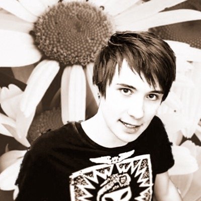 free follow from @sailorphan :)):((