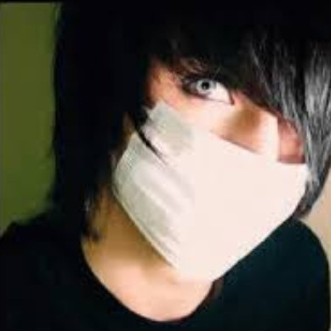 Boy| suicide, self-harm. I may not be able to help myself but i might as well try to help others so they dont end up like me.