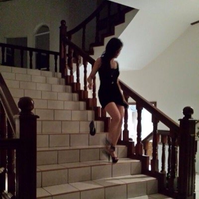 claudiapayanh's profile picture. Internacionalista, diseñadora, perfeccionista, creativa y dedicada. Defensora y protectora de animales sobre todo de los gatos.