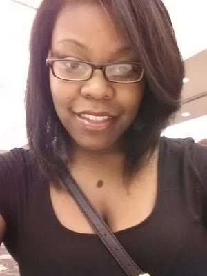 23, sweet, and currently working on making my dreams reality .. #ouAlumna