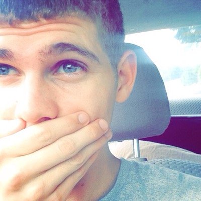 AaronHollidayy's profile image