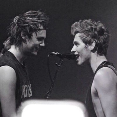 mukefxckk's profile picture. ❀ @sorryimalex and @Applebees follow us ✿ @1000xband 3/4❀ Goal 1.1K followers ❀✿ ❀✿ Real bands save fans, real fans save bands. 8/4/14 & 8/5/14