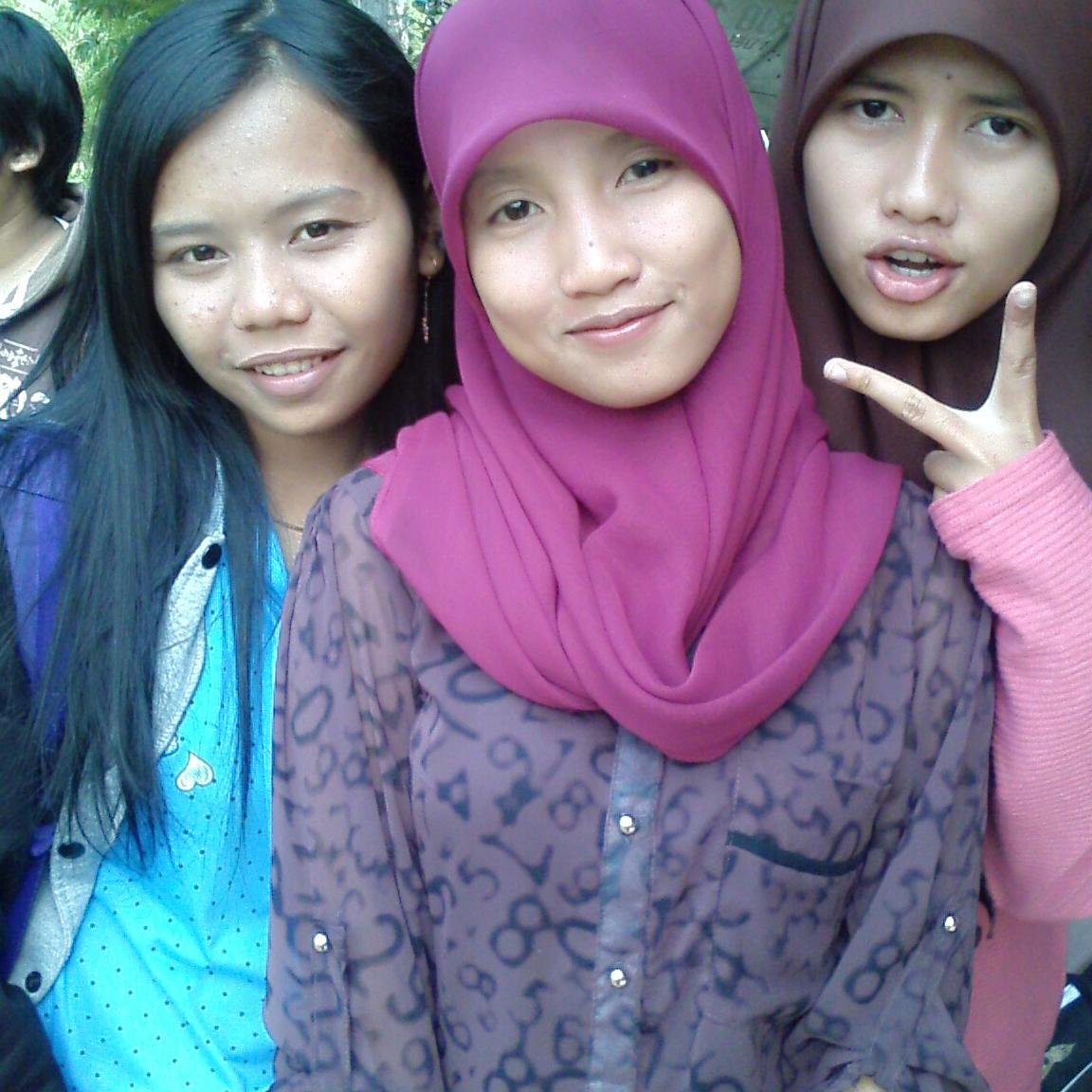 ツ♥ sheylla nasyiatul asiyah l SMA 1 gondang l Mojokerto ツ♥
https://t.co/NxD8KjPQXA || my blogger
http://t.co/x66S1ZB8yO