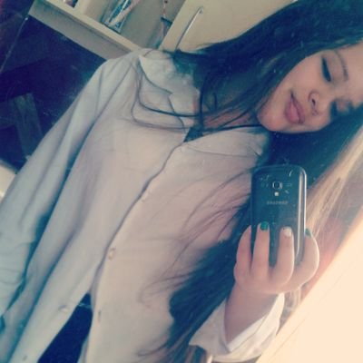 Tengo un carácter de mierda u-ú,Pero a alguien como yo no encontraras ni en GOOGLE.Unica e irrepetible |TeenAngels|♥