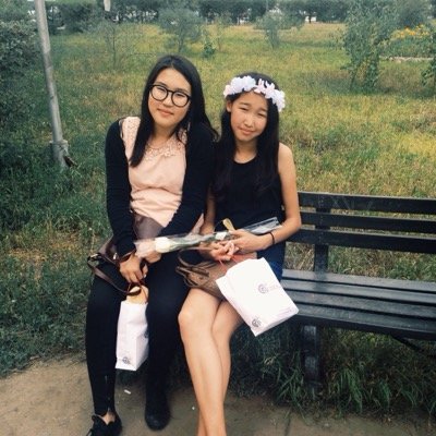 Emikouz1's profile picture. Youtube, facebook, instagram, twitter..etc = my life. Hha ok.