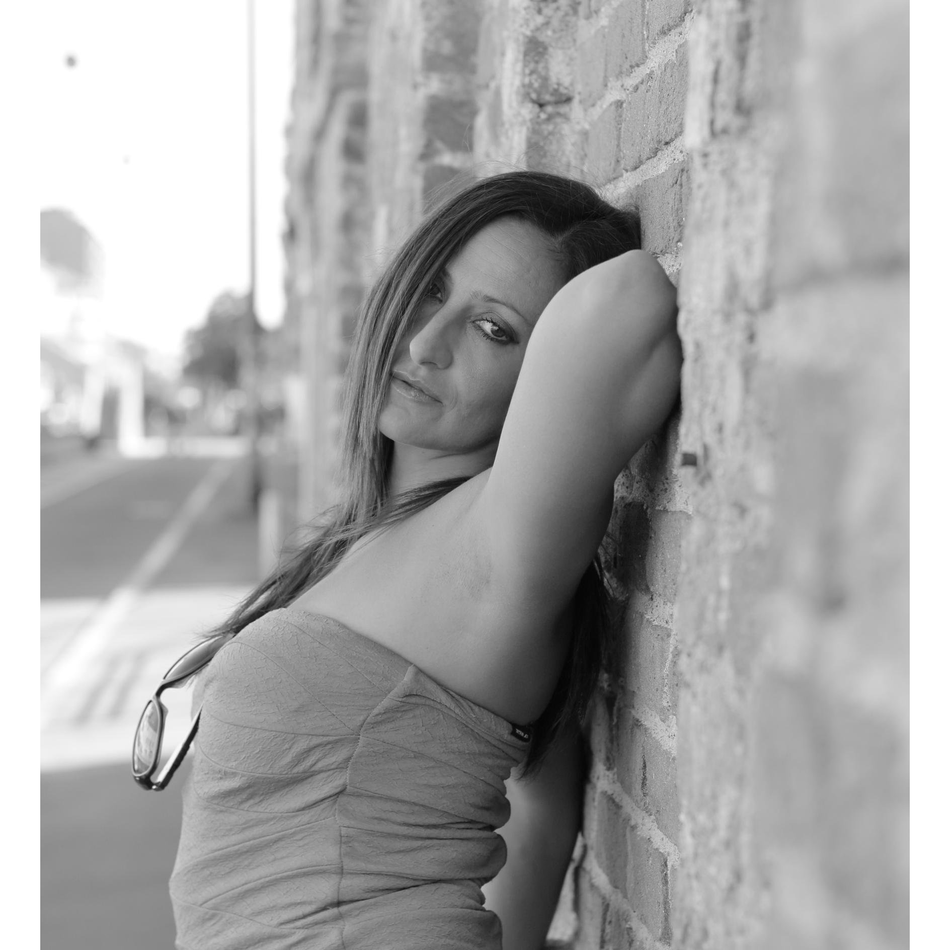 httpamoha's profile picture. fashion designer, model, web designer,  painter,  business woman, ,  collector of shoes.