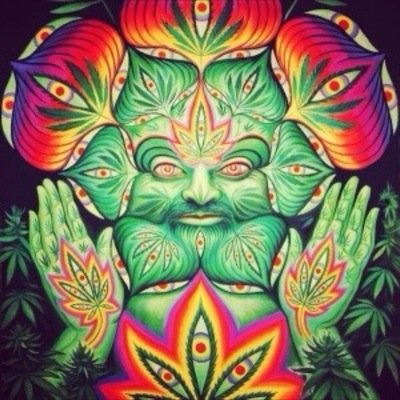 Crazy Artwork is a page where you can let your mind drift away into the imagination of all artwork