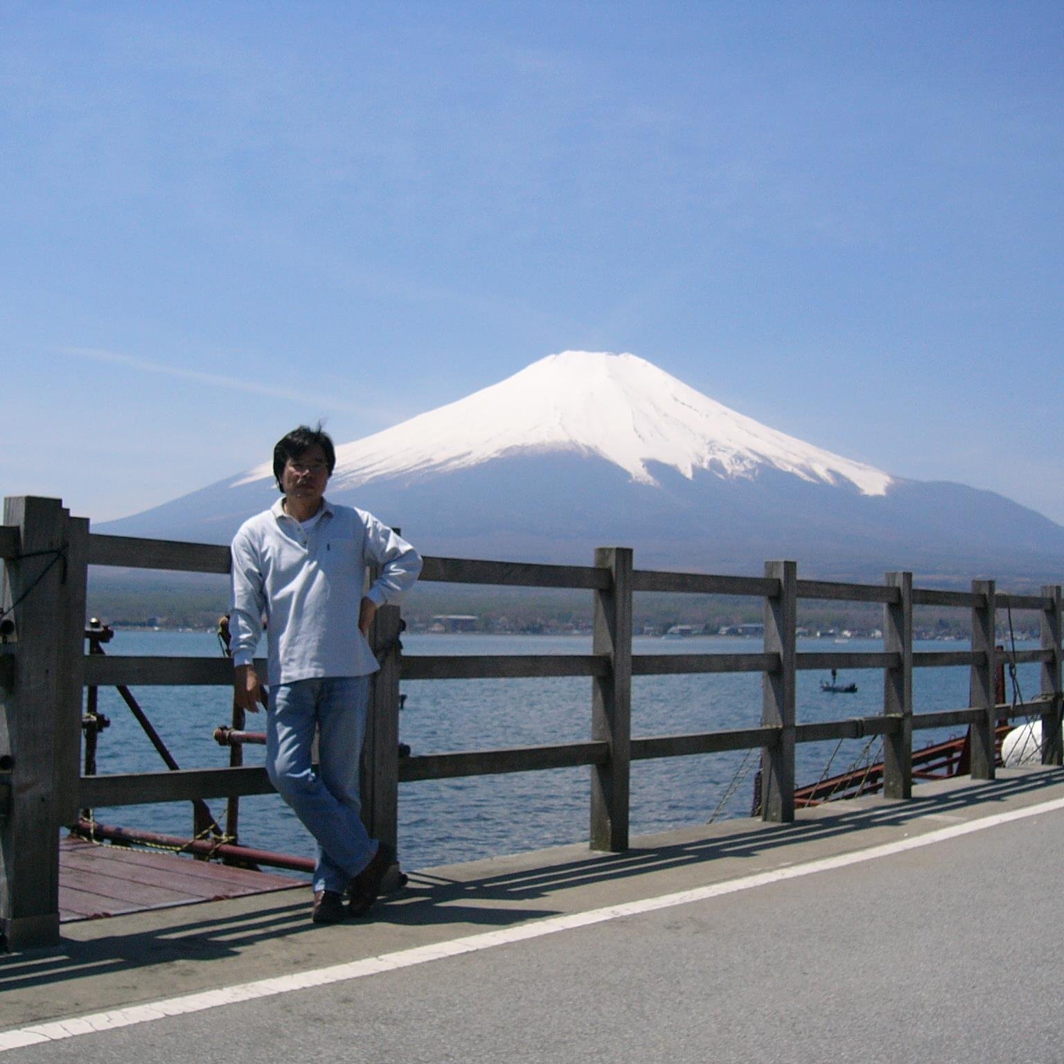 小劇場に出没し、沢山見たり少しだけ出たり書いたりもしてます。よろしくお願いします♪

2024年2月から@狼少年ケンを外しました❗️昔のＴＶアニメで、もののけ姫のサンみたいに、狼に育てられた少年が森を守る物語でした。