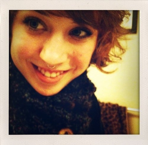 AquaBearSpeak's profile picture. Art and design student (3rd year, WOW) besides art and design I love handmade, DIY, crafts, and all that jazz.  =]