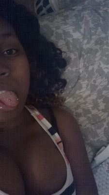 L.Royal Love me or Hate me IDc ima do me always:)) #Oct31 #scorpio #rollin20s #Red&Black #TeamNHB #Dancer #MusicFlow #itsAGirl #motherof2 #itsABoy #kaleb&kamiya