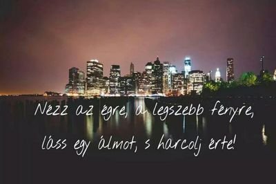 11 ève táncolok (rsg.,balett,modern tanc,akrobatikus rok and roll ,hip hop,pom-pon) szeretek enekelni es 9eve uszok :D