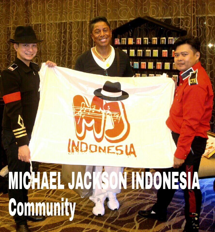 Official Twitter Page of Michael Jackson Fans Community in Indonesia. Supported by @SonyMusicID | CP: 0818-0675-5525 (Irwin) | mjindonesia.official@gmail.com