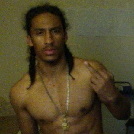 The Official Fan/Support Page for Upcoming Artist Rudebwoy Roscoe http://t.co/Tej9K5idZd  http://t.co/uHnADahGpF