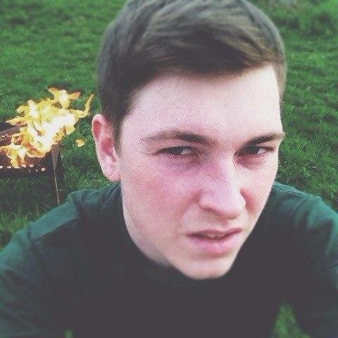 duckf0rce's profile picture. уже не принц, но еще не король