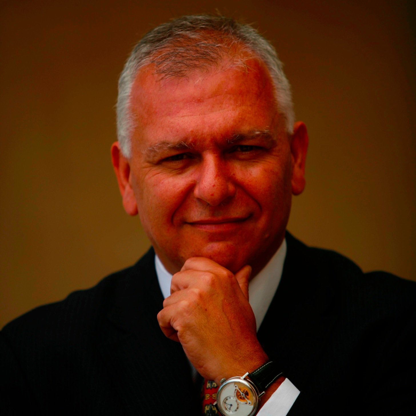 CEO, auteur de l'essai Les Opportunités de la Crise
