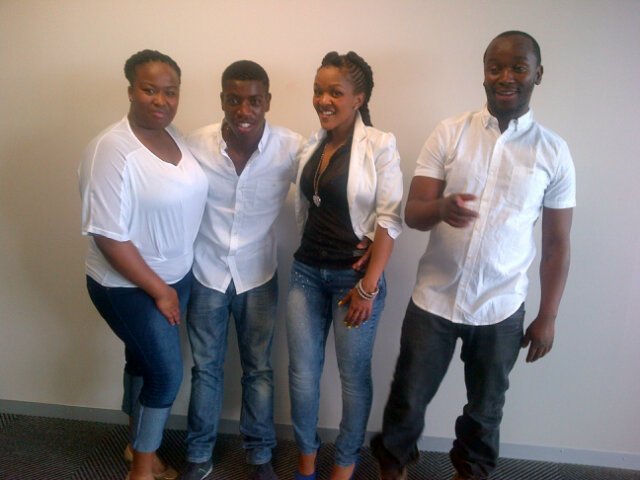 Its the serious but redicilous show making you wake up ina good sounds of radio with the team @sialeita,@nthabichinagal,@_gomolemo_,bongza_21,@jivaayas,kopano.