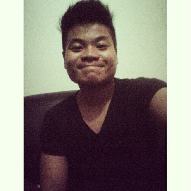 Just chillin yo! Follow me I'll follow you back! :D