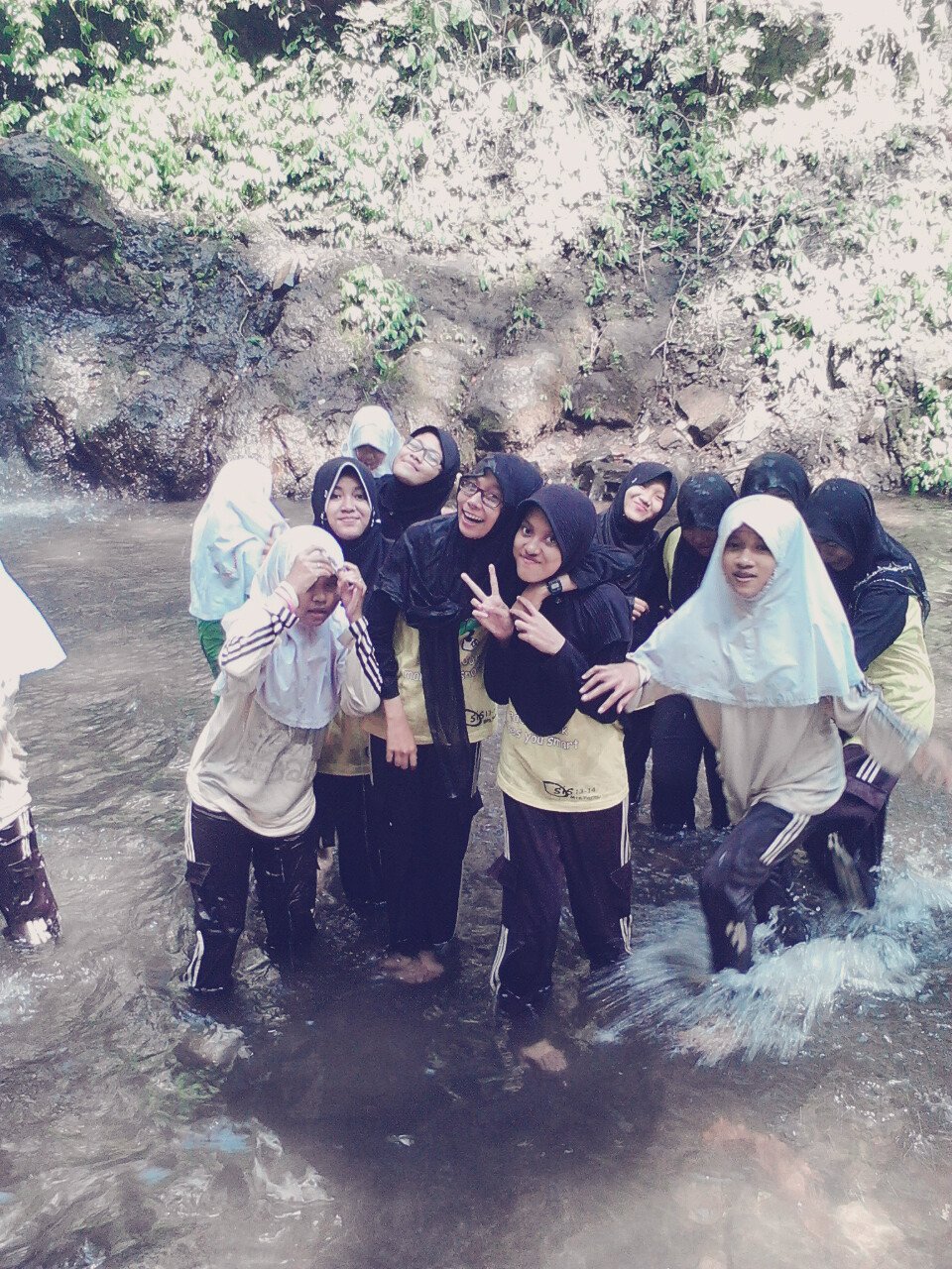 Anissholachiyah's profile picture. 