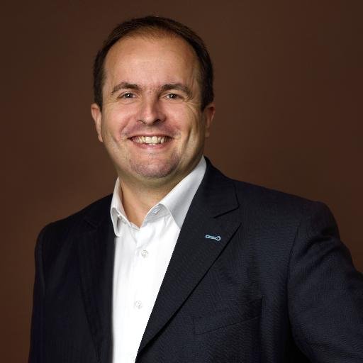 Passionate about  #digital #mobile, I provide #BusinessDevelopment services for #Startups and #Scaleups  #odeosisconsulting #sales #strategy #management