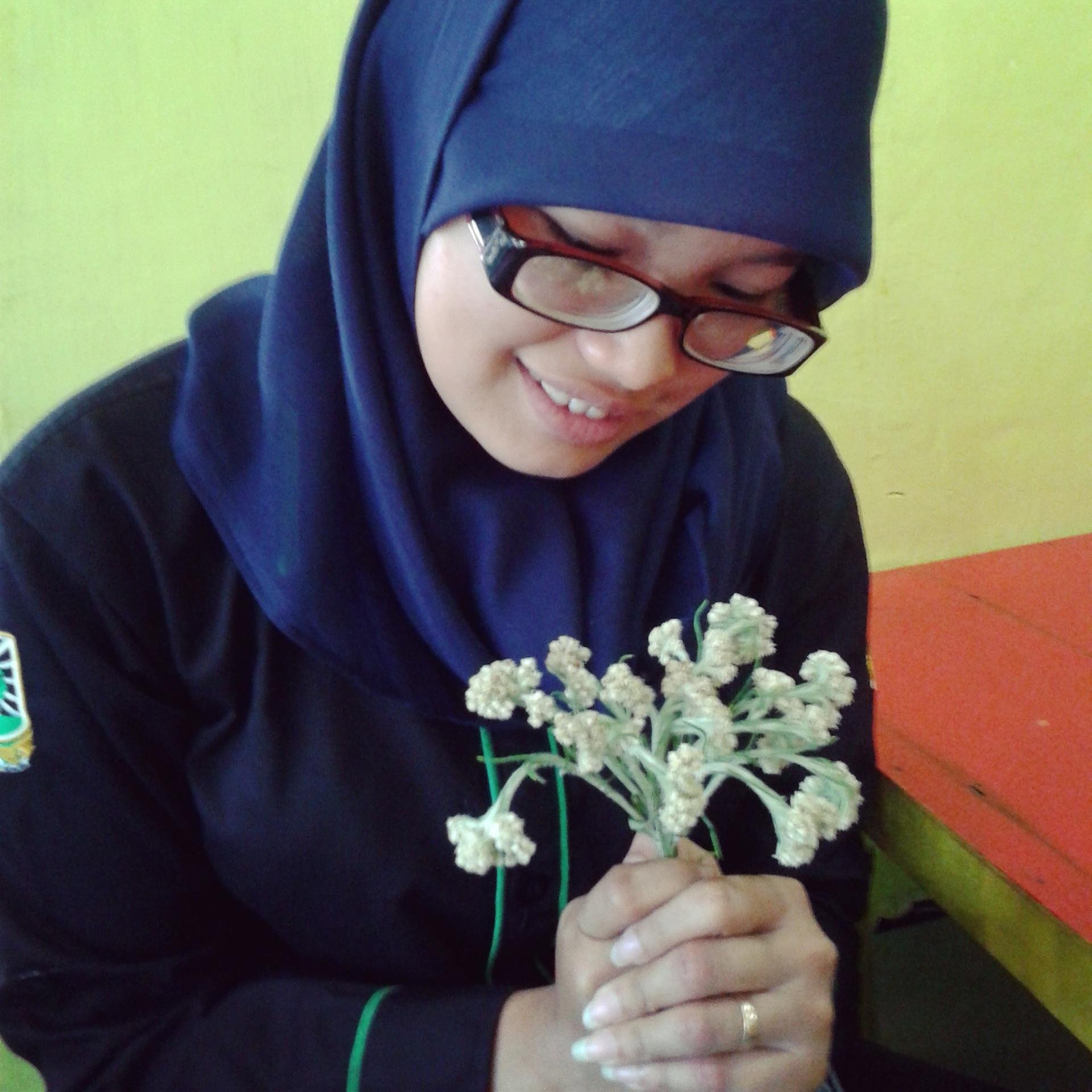 yhaniTwins's profile picture. mahasiswi di Universitas Andalas . Follback? Mention aja | MyTwins @yhanaTwins | pin ? DM | ♥FatherMother♥